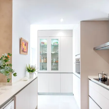 Villa Luxury Benamara 3 Bedrooms Marbella *
